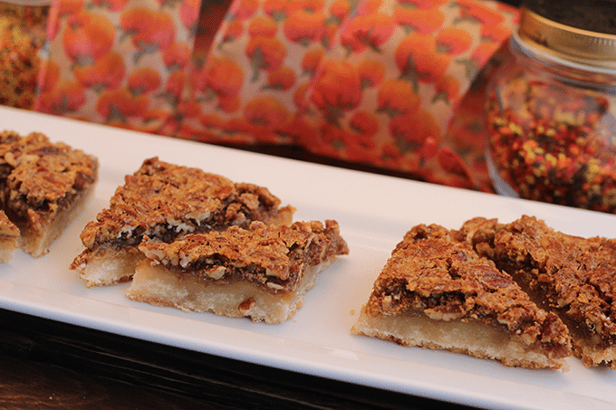 Pecan Pie Bars via Cookie Dough and Oven Mitt