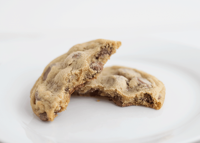 Thin & Chewy Chocolate Chip Cookies