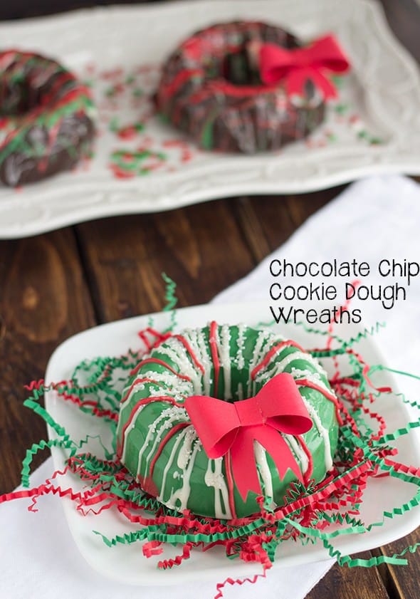 Chocolate Chip Cookie Dough Wreaths Cookie Dough And Oven Mitt 3396