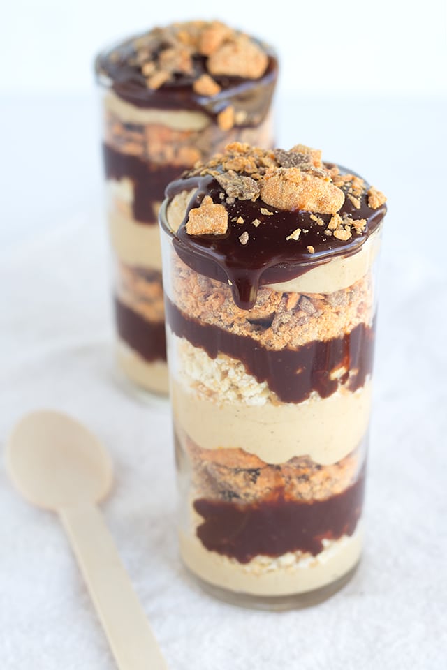 Chocolate Peanut Butter Crunch Trifles - layers of peanut butter pudding, chocolate ganache, crushed ritz crackers and butterfingers to make the perfect trifle.