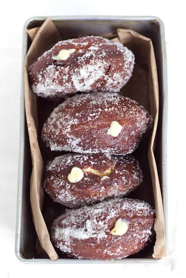 vanilla-cream-filled-donuts