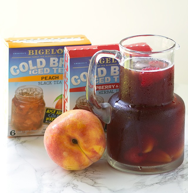 Peach Raspberry Iced Tea - easy, refreshing iced tea with the perfect peach and raspberry flavor combination.